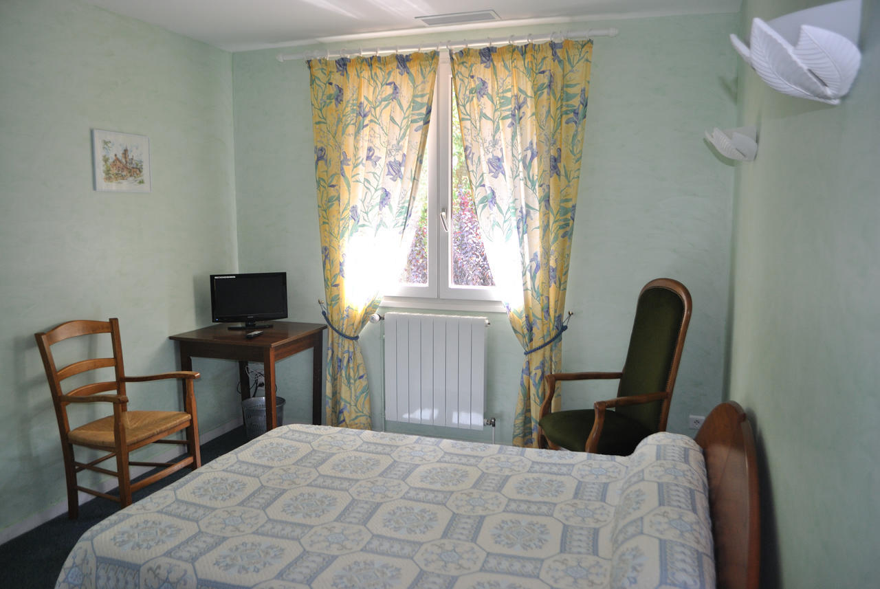 Hotel Auberge De La Nauze Sagelat 部屋 写真